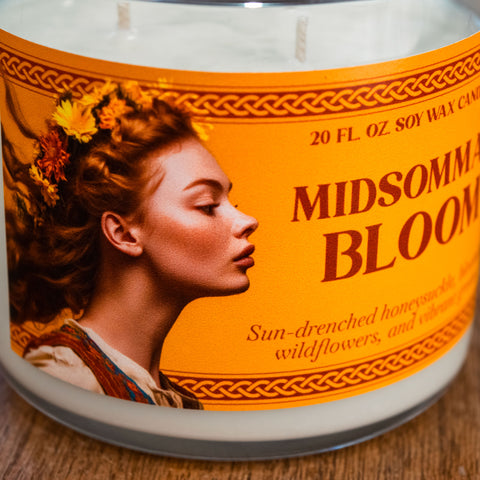 Midsommar Bloom Candle