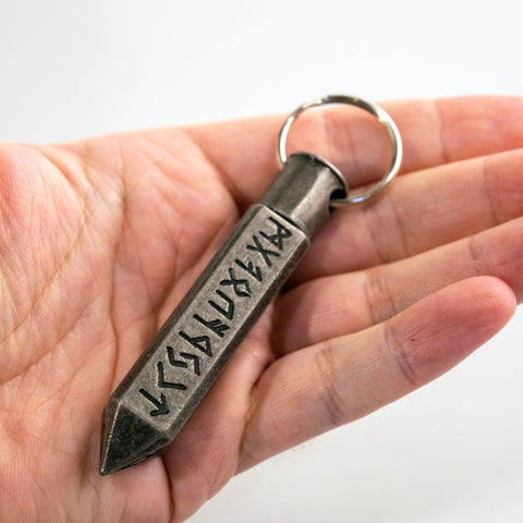 Runekeeper Dice Keychain