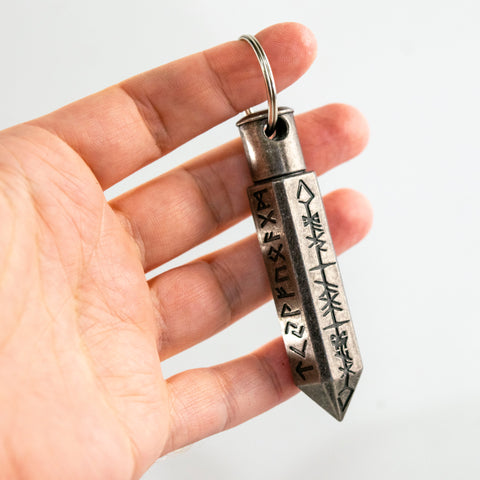 Runekeeper Dice Keychain