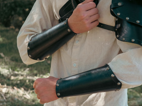 Blackthorn Bracers