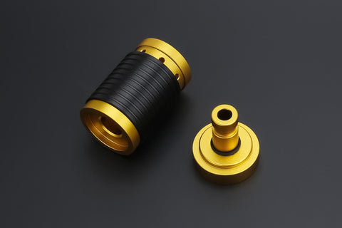 Double bladed saber quick connector fitted between two hilts