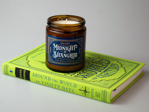 Around the World in Eighty Days Book Candle Bundle