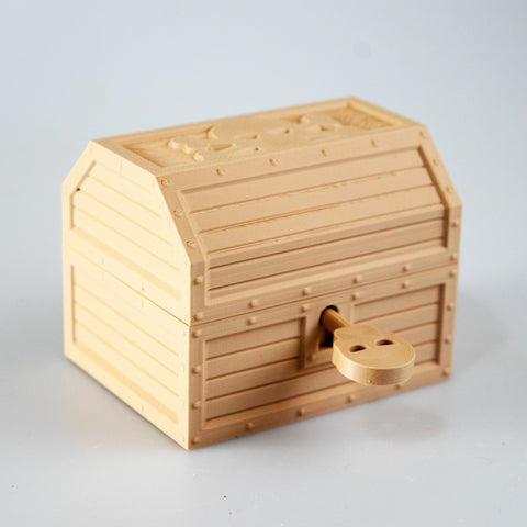 Lockable Pirate Treasure Chest with Key