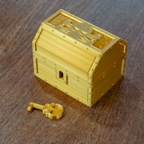 Lockable Pirate Treasure Chest with Key